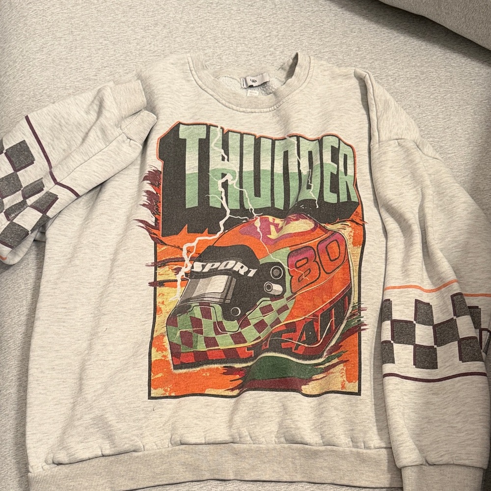 Adika Thunder Racing Graphic Sweater - Gray